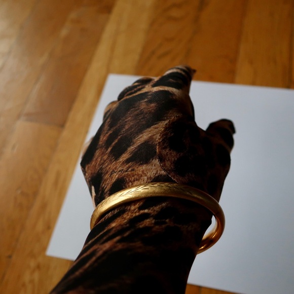 12K Gold-Filled Bangle - Picture 5 of 5